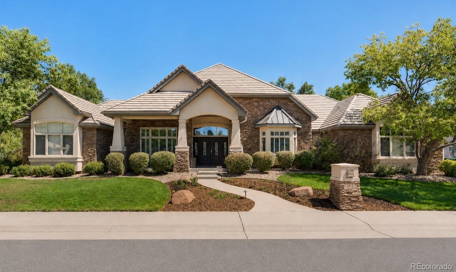 11657 E Berry Dr, Englewood, CO 80111