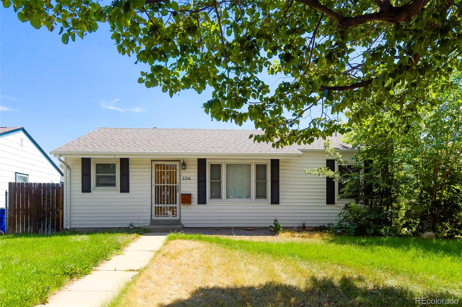 2216 Elmira St, Aurora, CO 80010