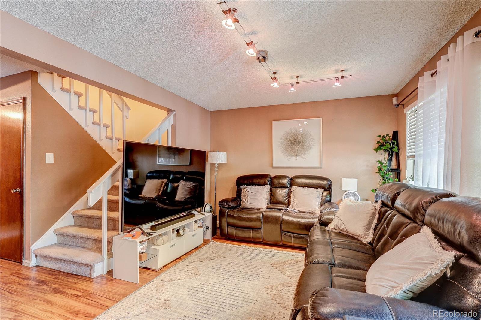 2754 S Lansing Way, Aurora, CO 80014