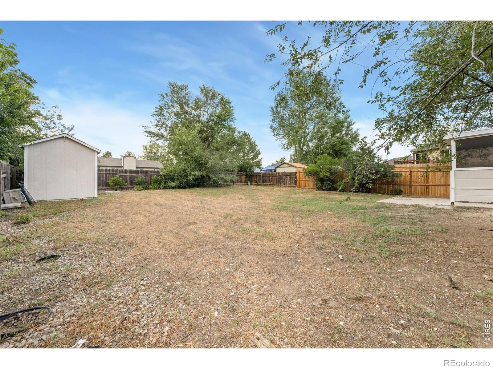 2433 Sunset Dr, Longmont, CO 80501