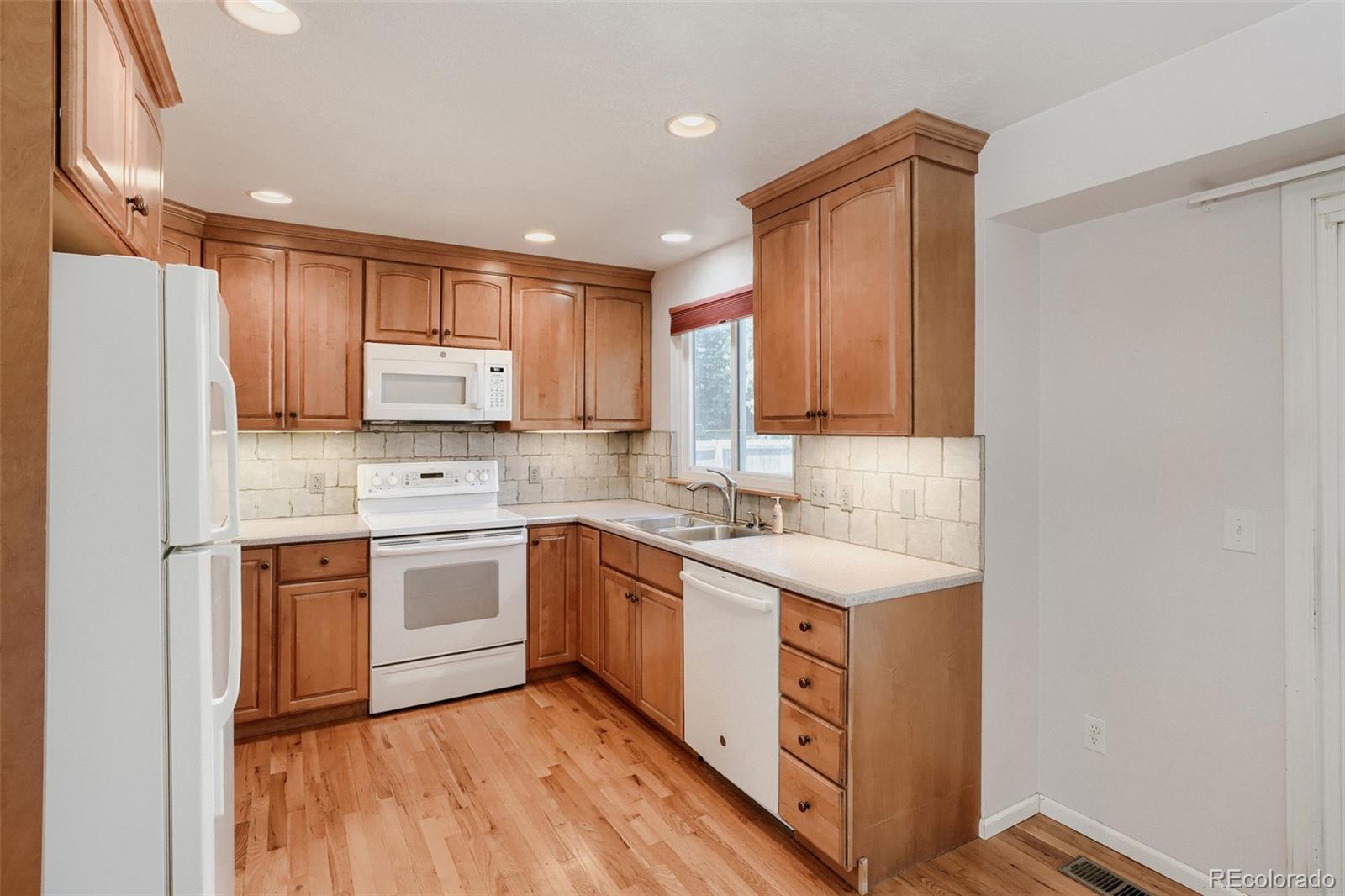 7270 S Dudley Ct, Littleton, CO 80128