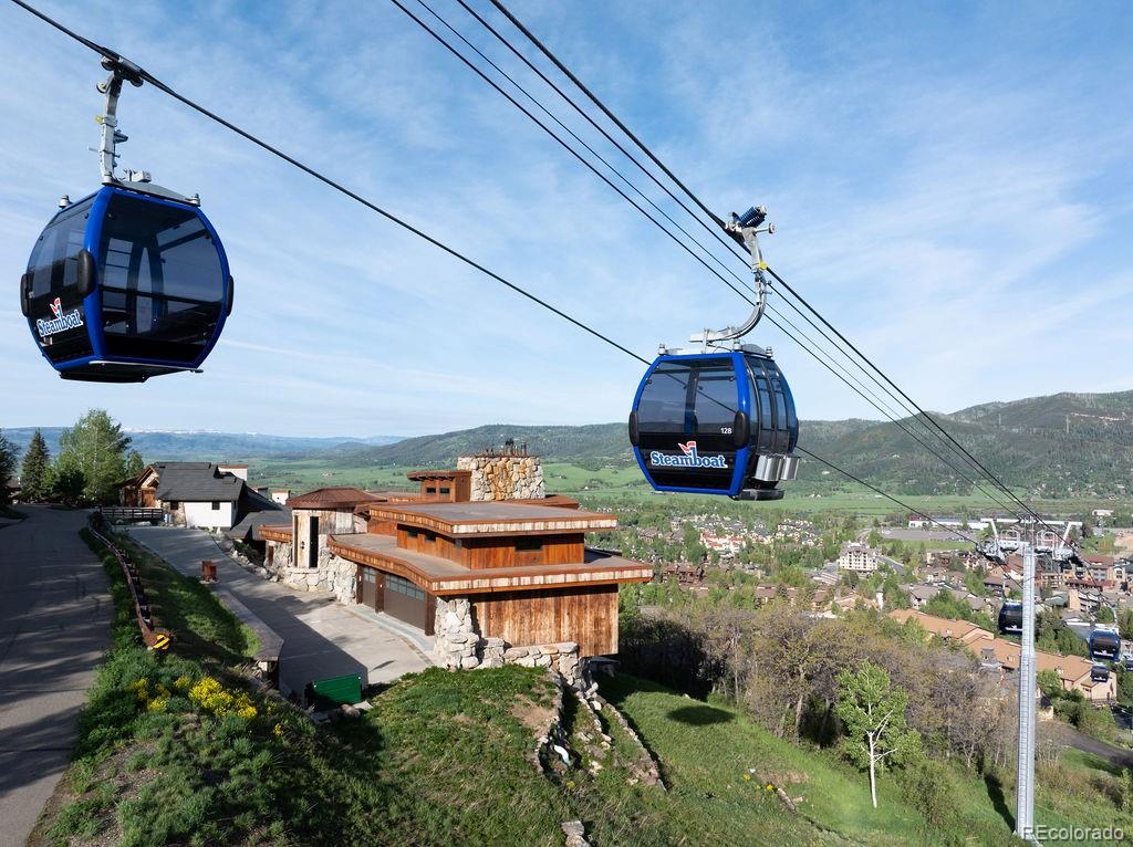 2555 Ski Trail Ln, Steamboat Springs, CO 80487
