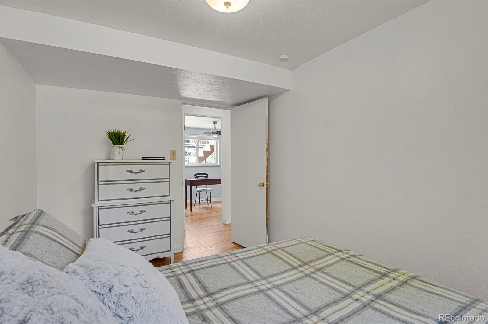 3290 W Fairview Pl, Denver, CO 80211