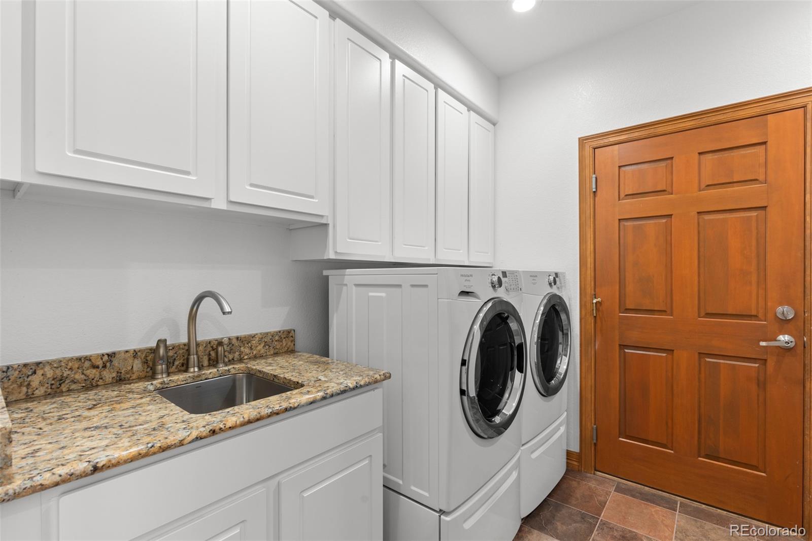3240 Iris Ct, Wheat Ridge, CO 80033