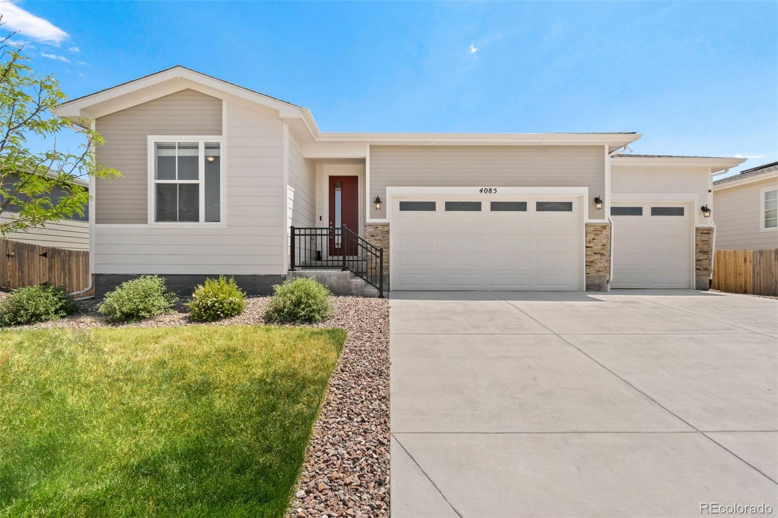 4085 Castle Vista Dr, Castle Rock, CO 80104
