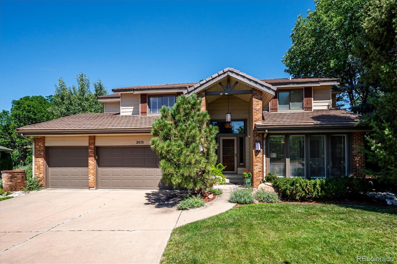 2615 S Harlan Ct, Lakewood, CO 80227
