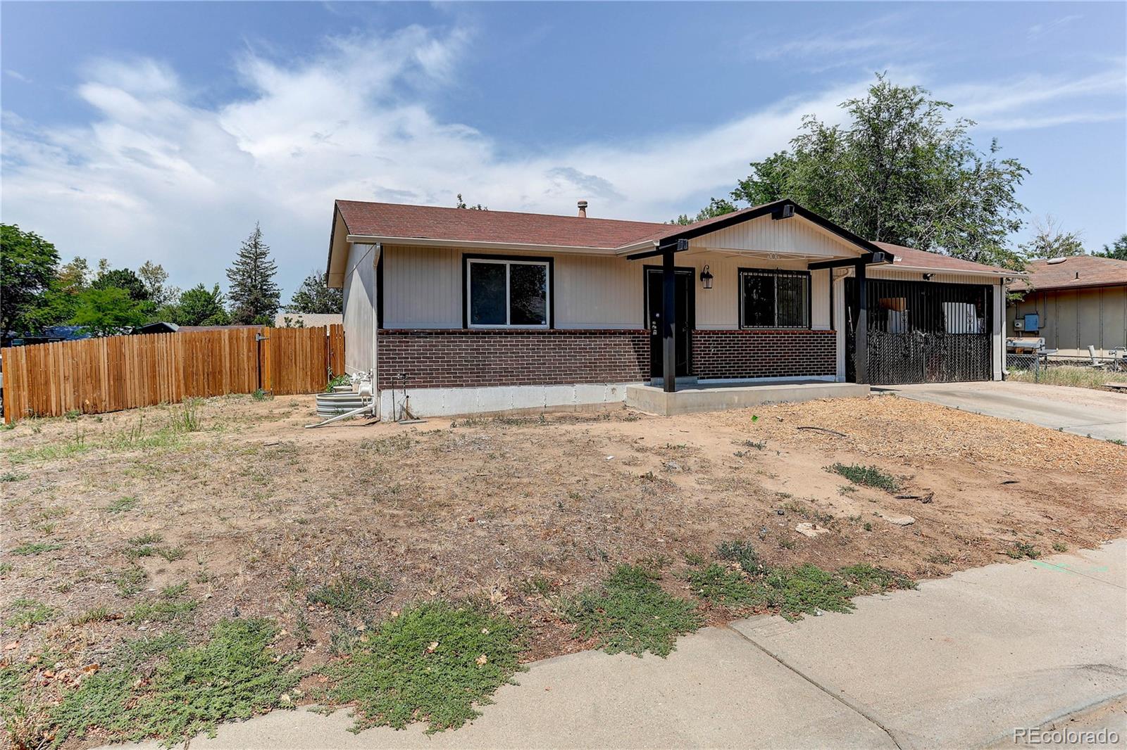 5353 Billings St, Denver, CO 80239