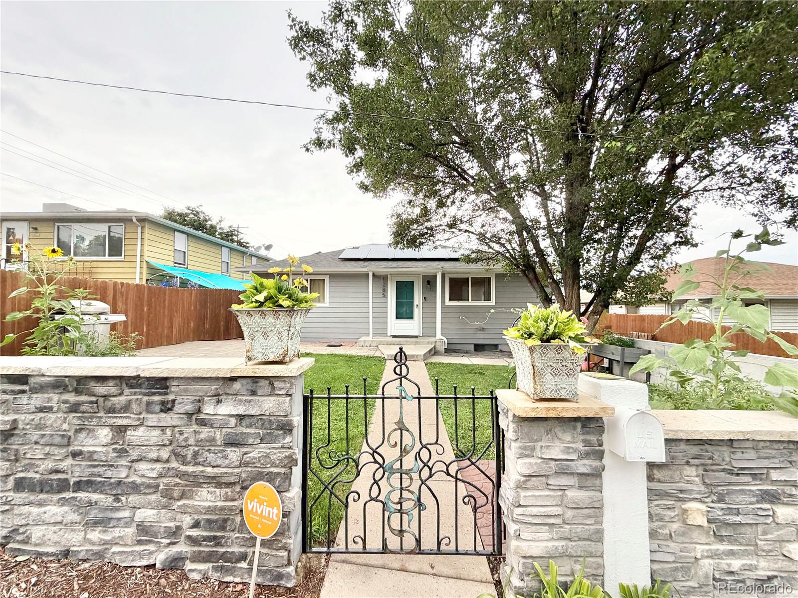 1285 W Gill Pl, Denver, CO 80223