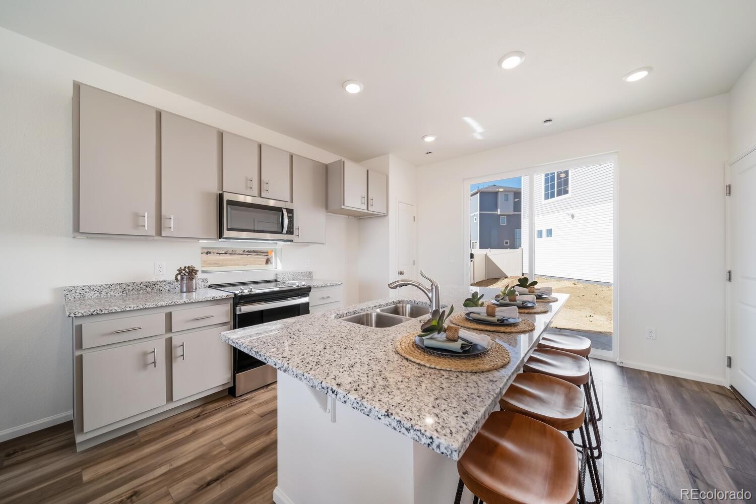 624 Wagon Wheel Way, Bennett, CO 80102