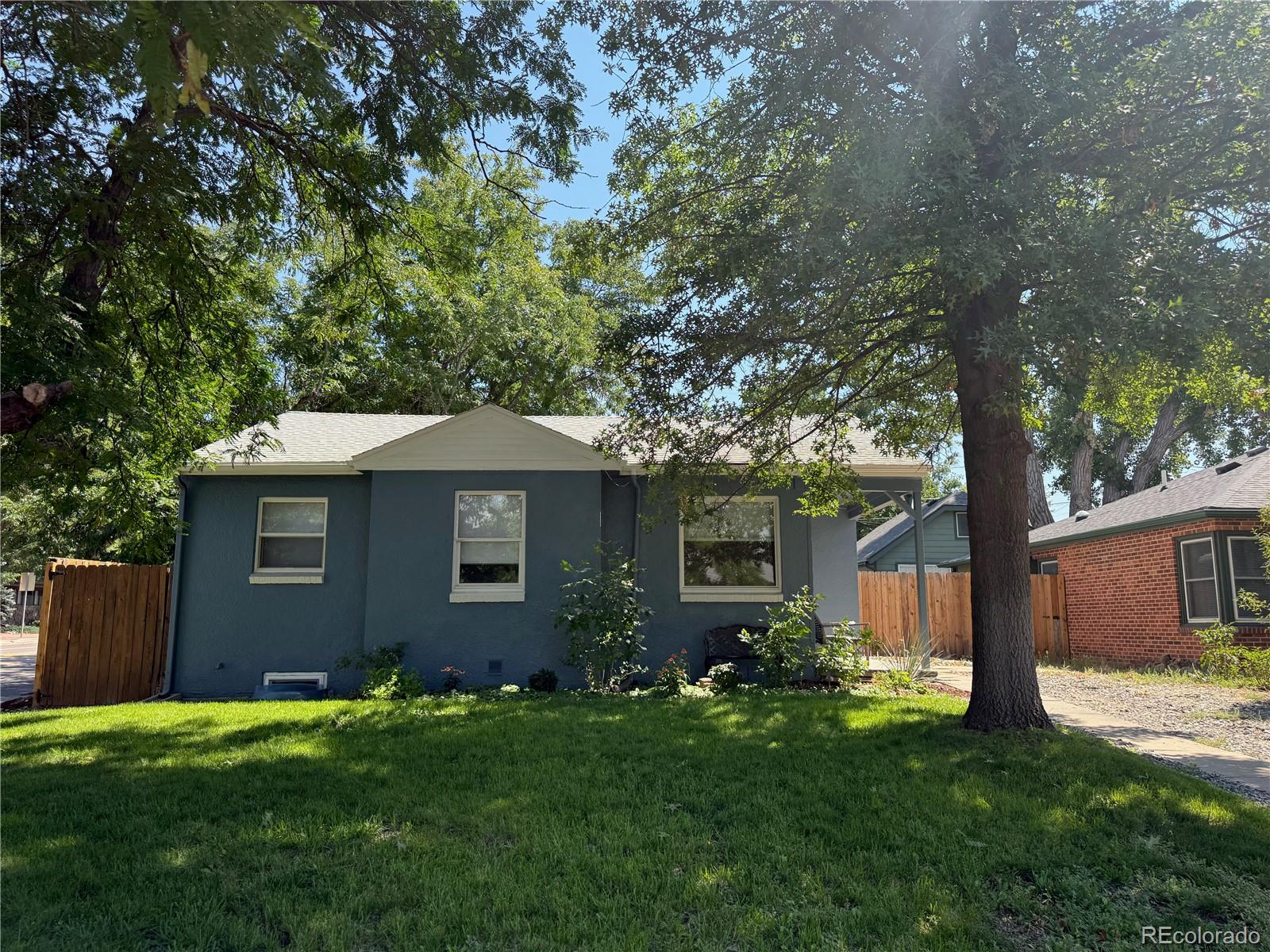 2102 S Pearl St, Denver, CO 80210