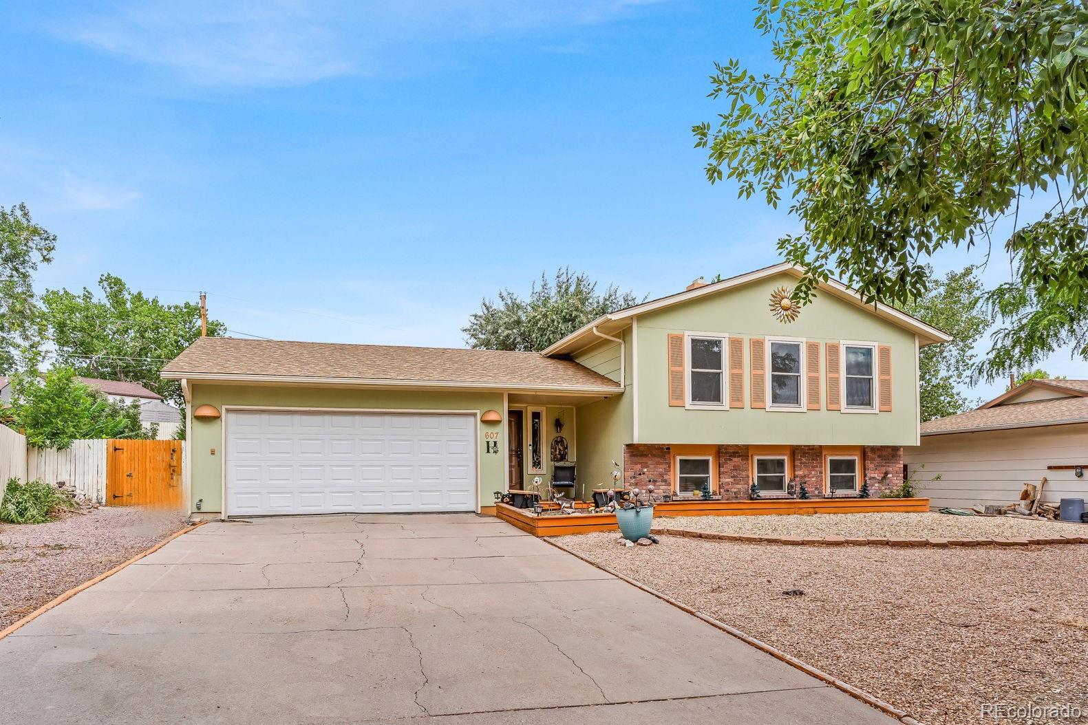 607 Phay Ave, Canon City, CO 81212