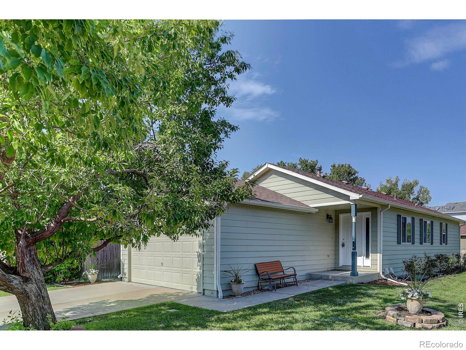 346 Wadsworth Cir, Longmont, CO 80504