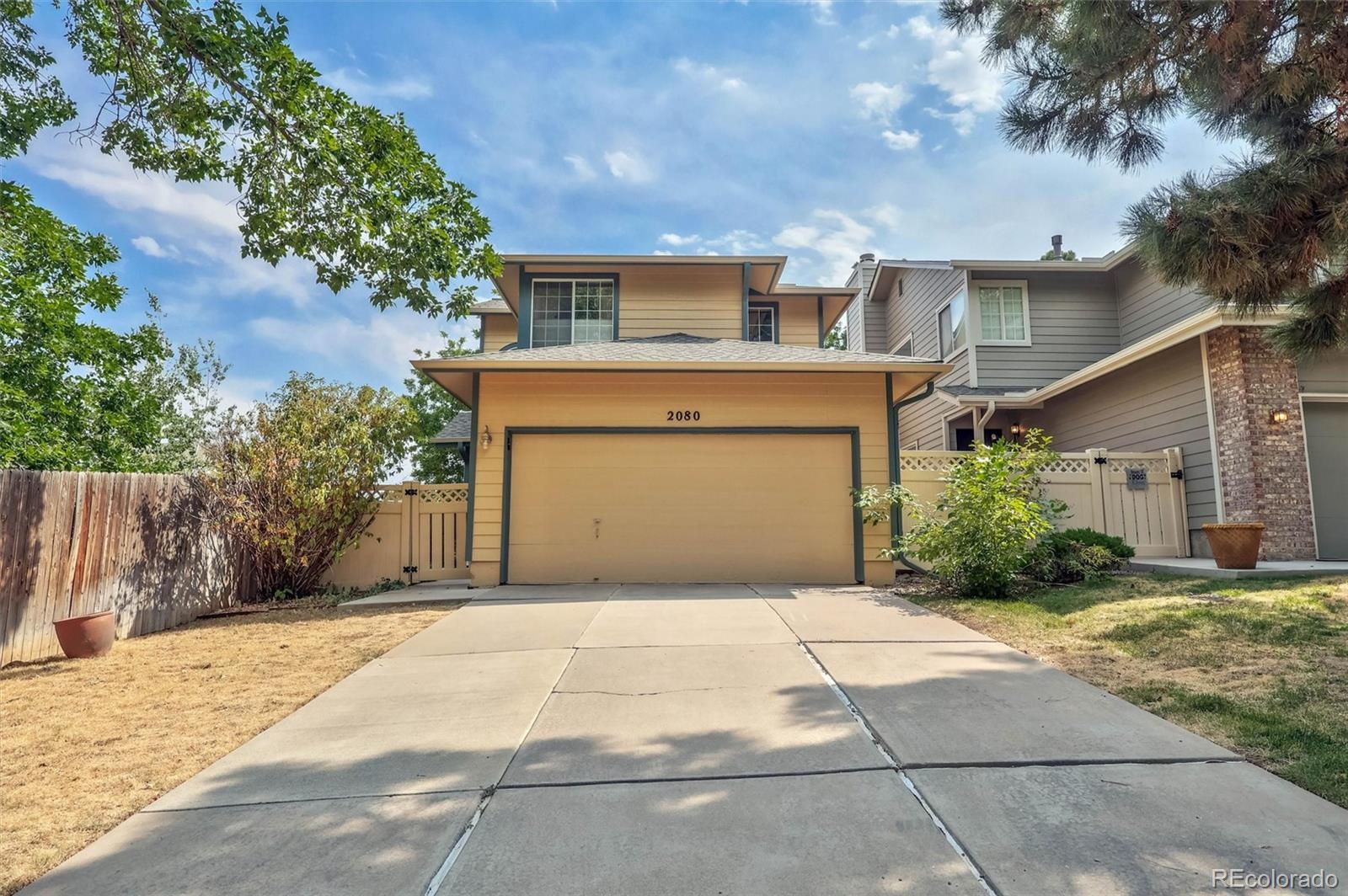 2080 E Phillips Ln, Centennial, CO 80122