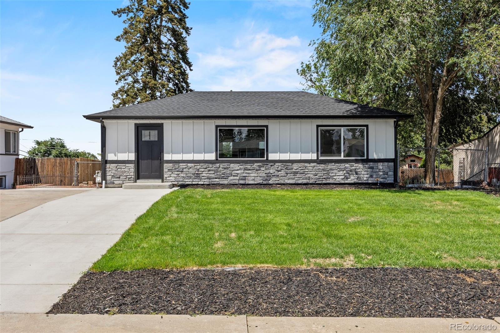 2131 W Gill Pl, Denver, CO 80223