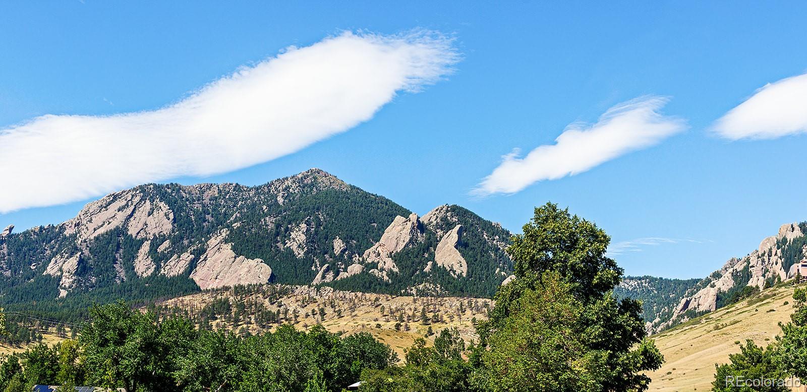 727 Ithaca Dr, Boulder, CO 80305