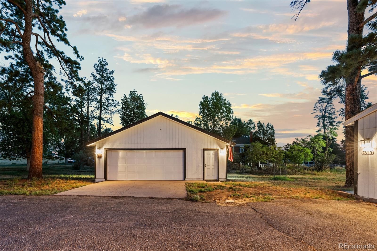 7819 Hill Crest Dr, Louviers, CO 80131
