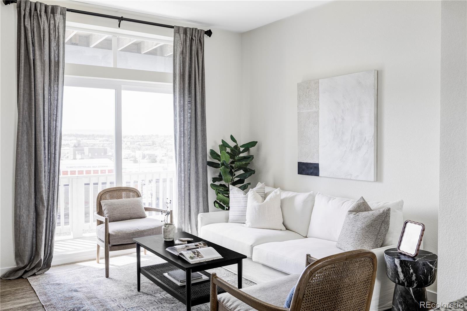 2862 S Galapago Ct, Englewood, CO 80110