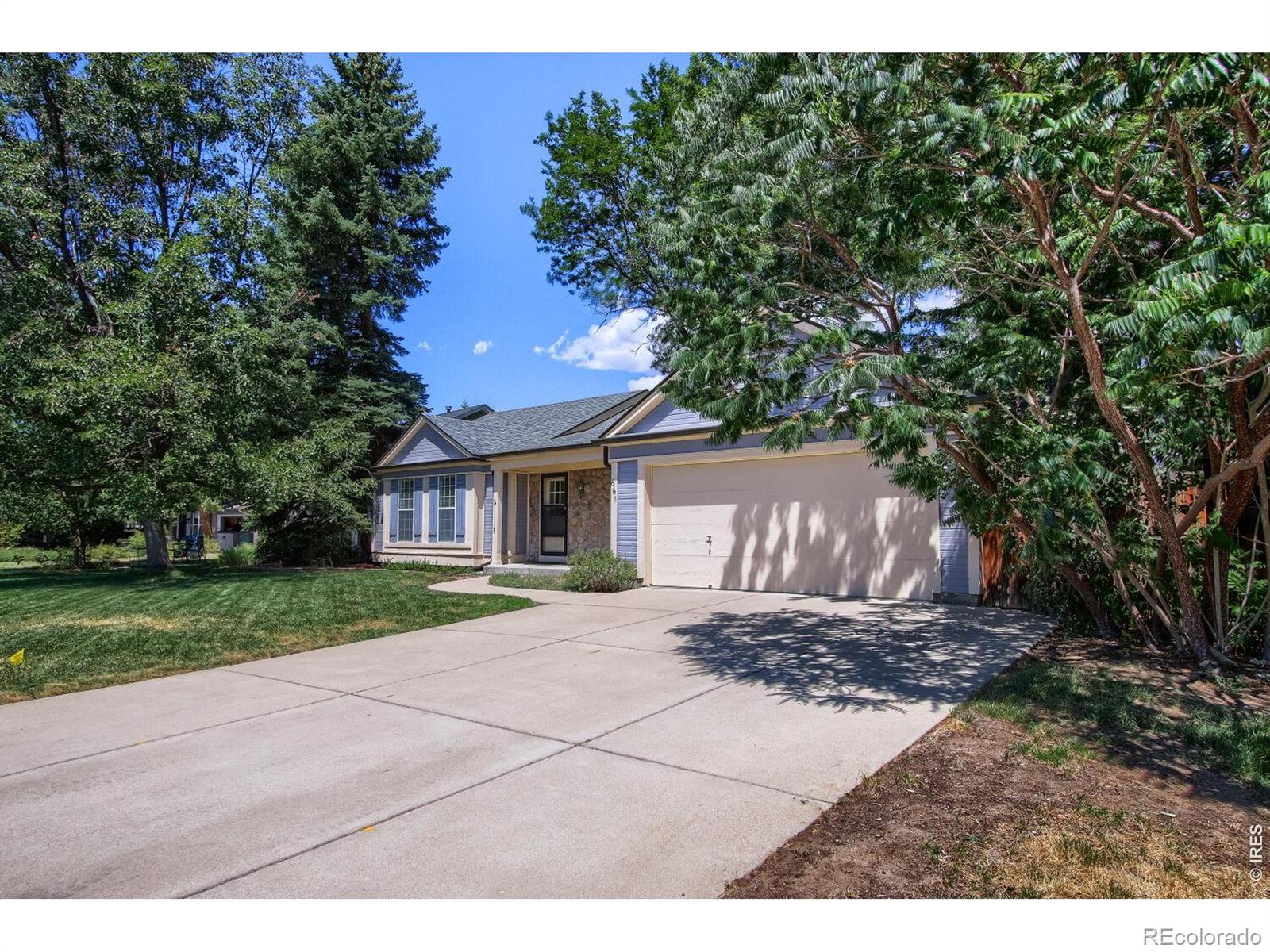 661 W Chestnut Ct, Louisville, CO 80027