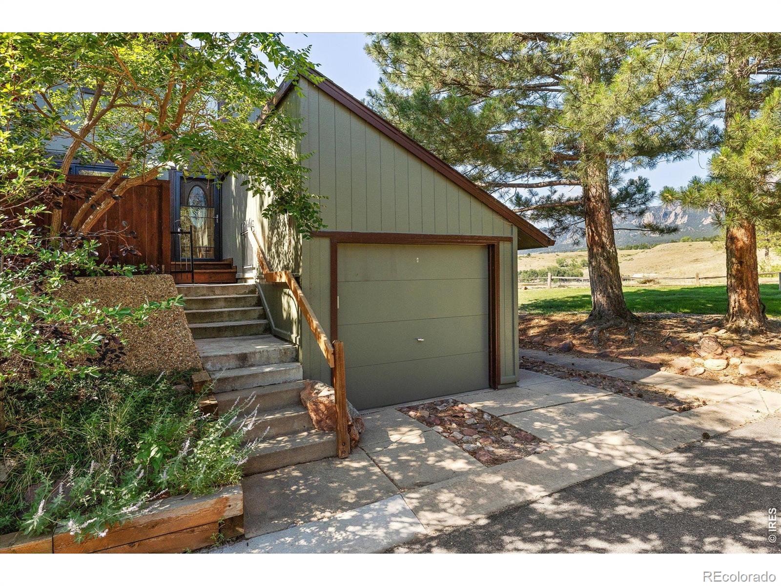 1656 Bradley Dr, Boulder, CO 80305