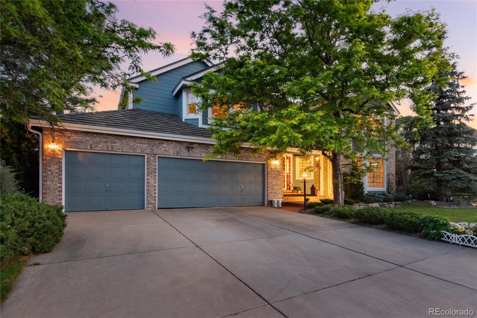 9967 Falcon Creek Dr, Highlands Ranch, CO 80130