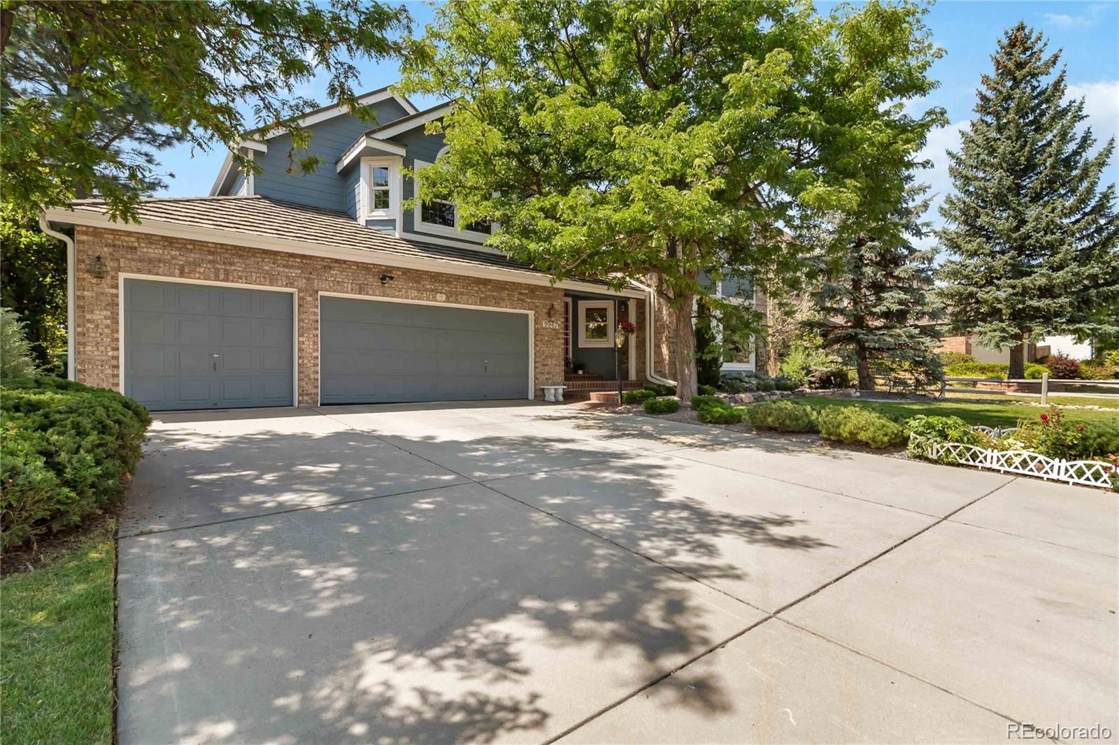 9967 Falcon Creek Dr, Highlands Ranch, CO 80130