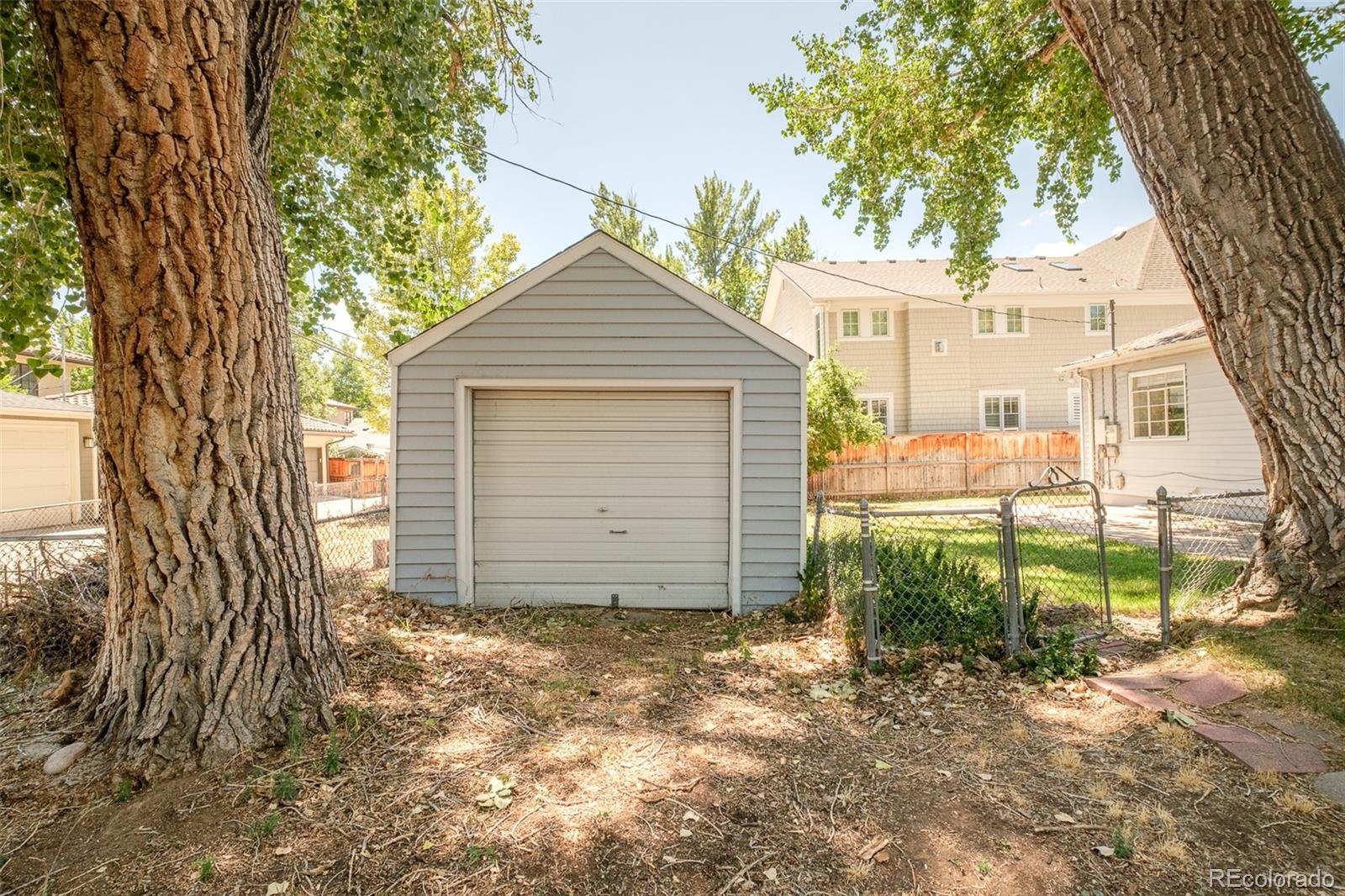 2500 S Adams St, Denver, CO 80210