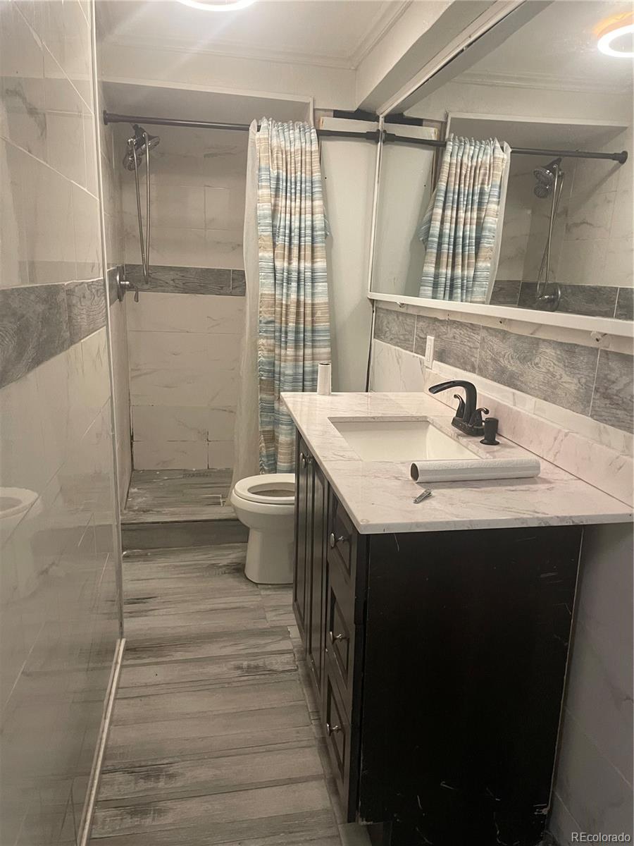 23 S Nome St #B, Aurora, CO 80012