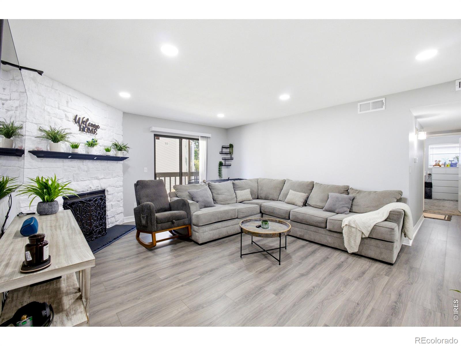 8225 Fairmount Dr #105, Denver, CO 80247