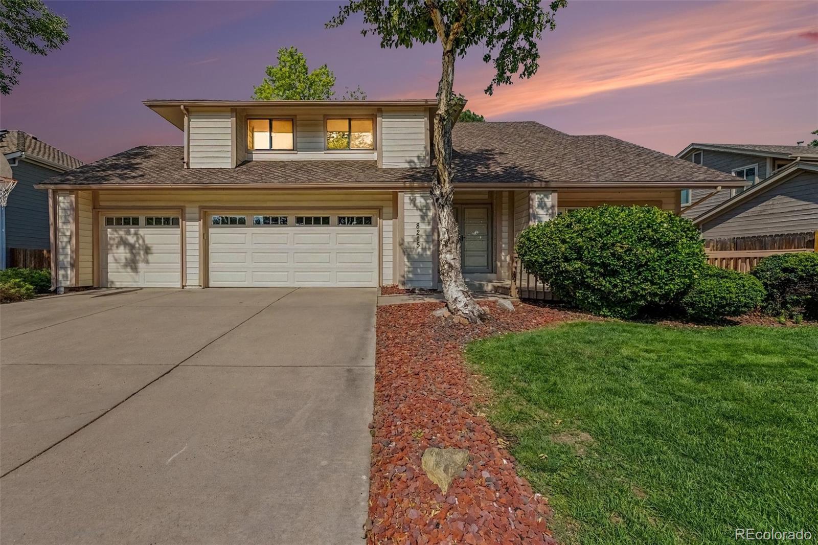 8215 S Krameria Way, Englewood, CO 80112