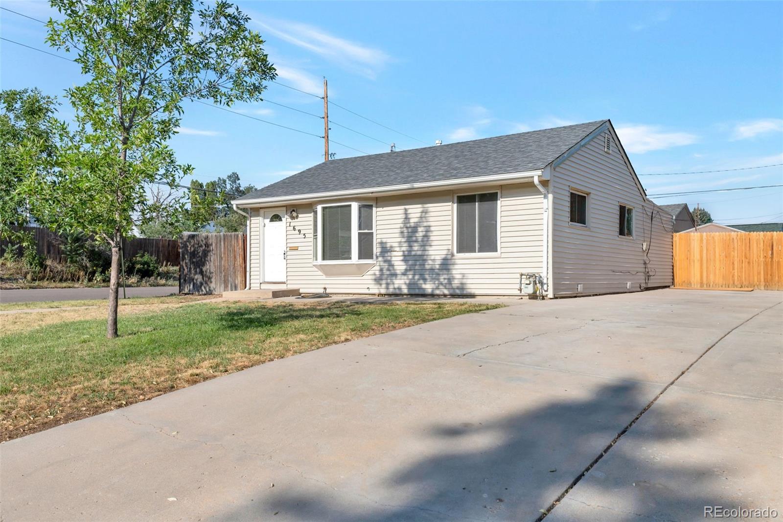 1695 S Raritan St, Denver, CO 80223