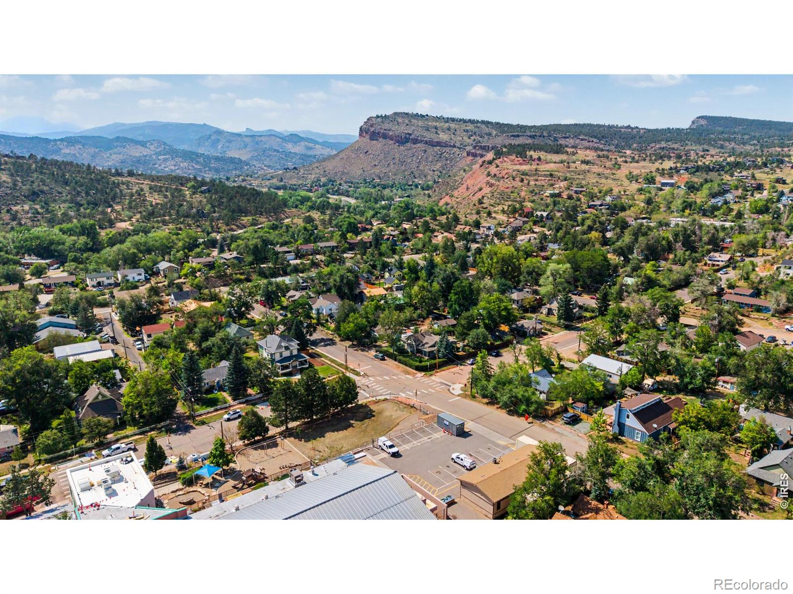259 Riverside Dr, Lyons, CO 80540