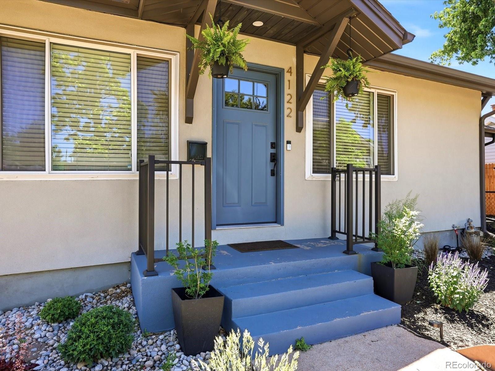 4122 W 49th Ave, Denver, CO 80212