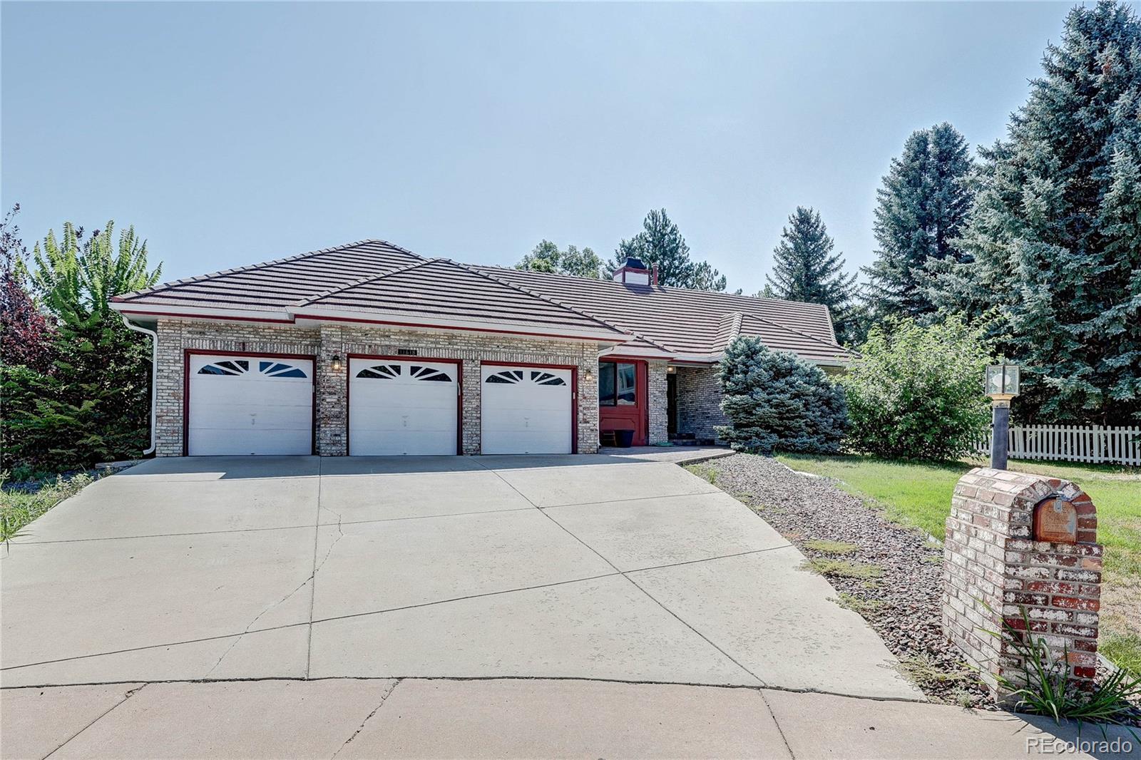 11618 W 74th Pl, Arvada, CO 80005