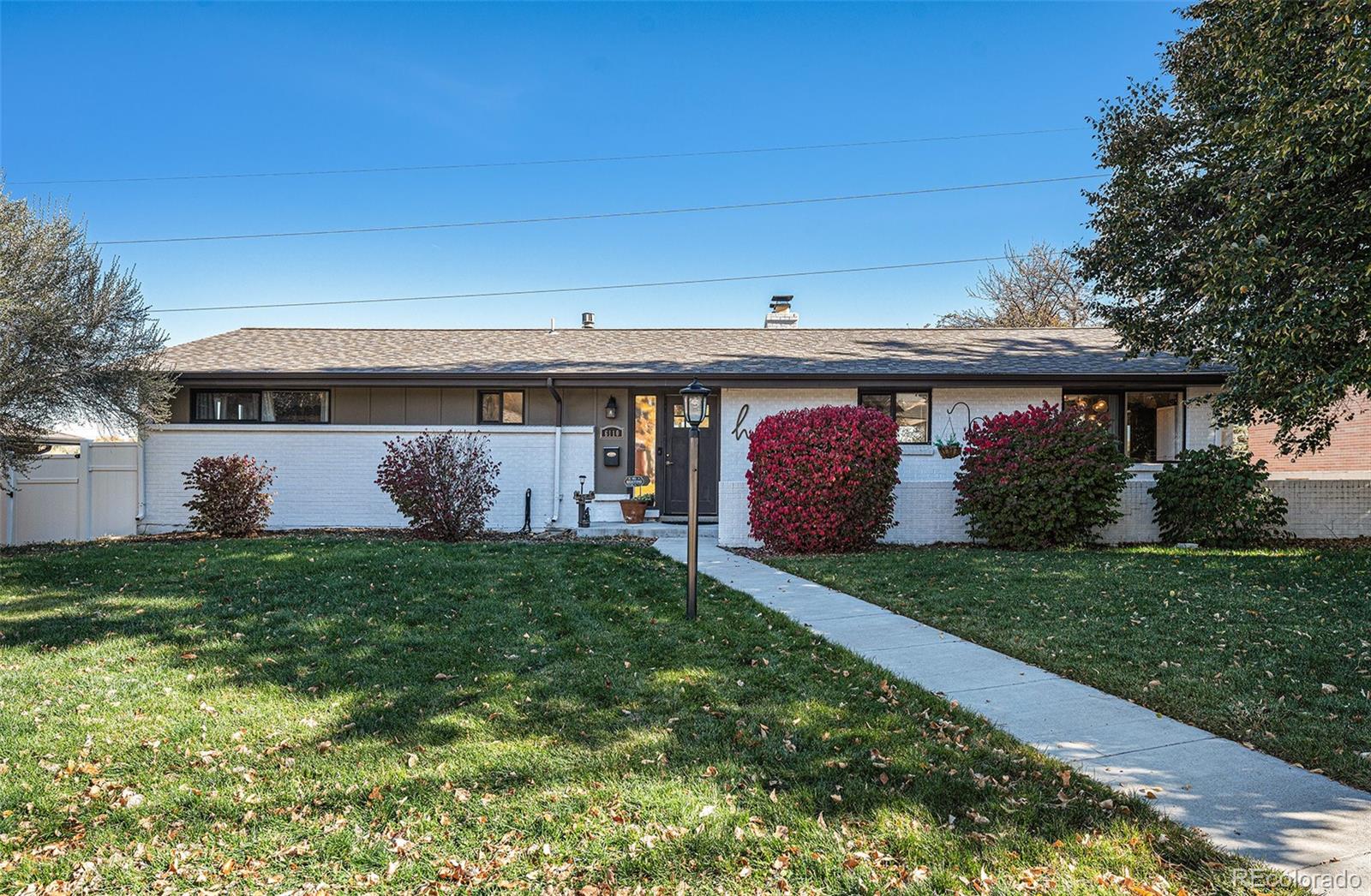 6110 S Southwood Dr, Centennial, CO 80121