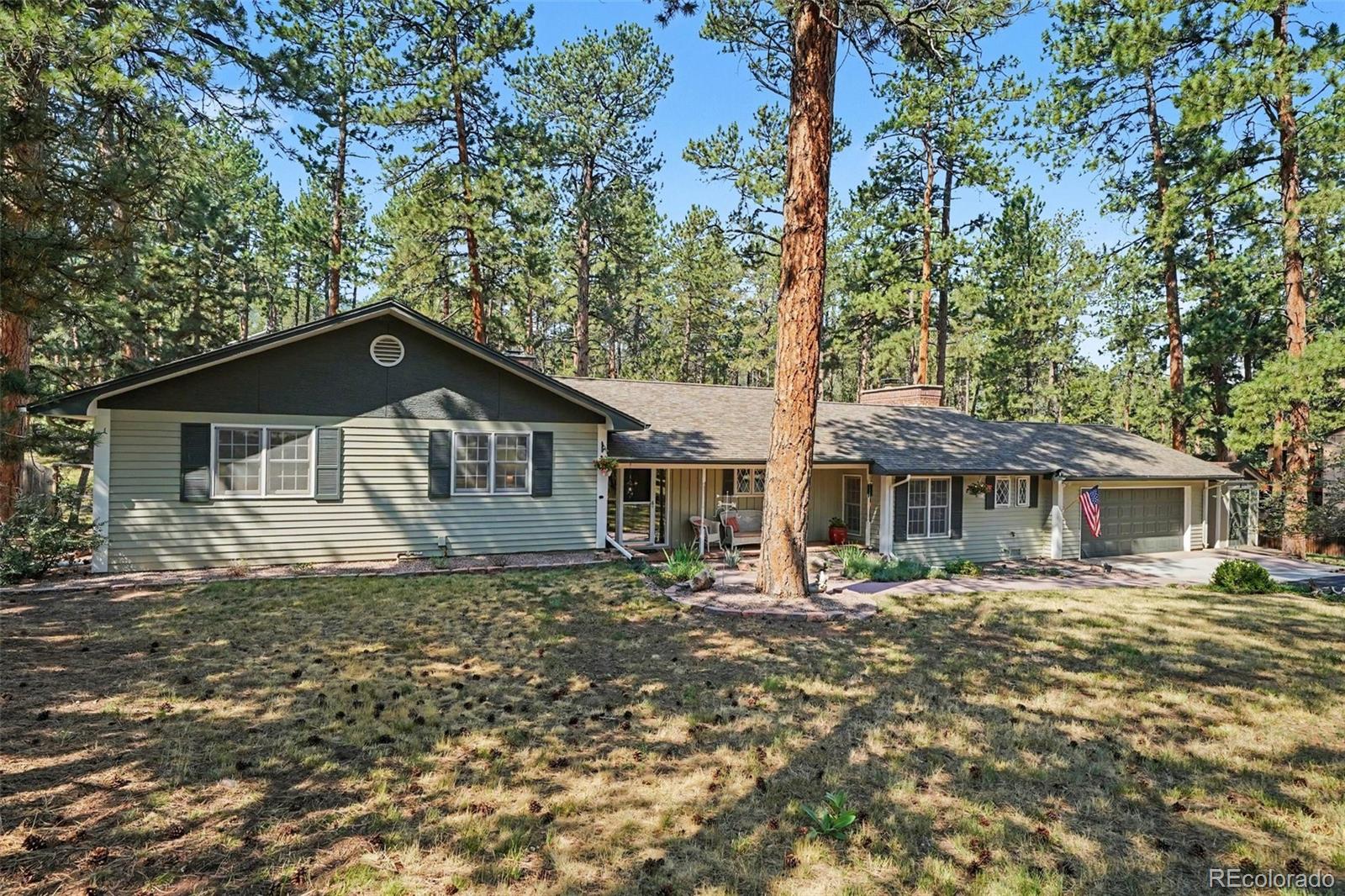4976 Red Rock Dr, Larkspur, CO 80118