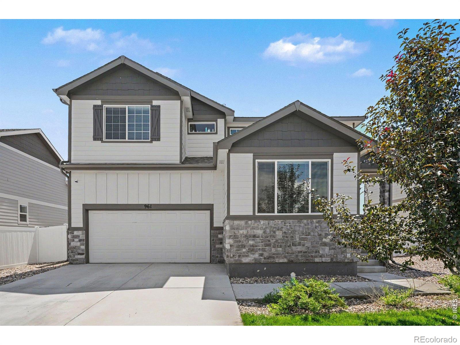 961 Ashbrook Dr, Windsor, CO 80550