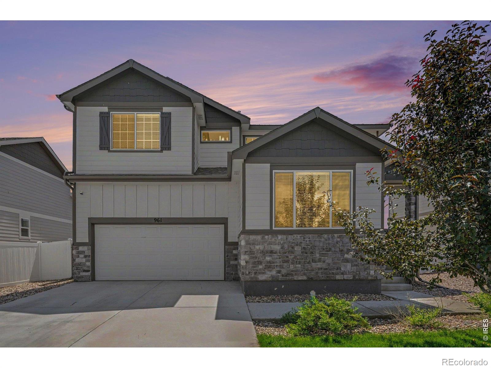 961 Ashbrook Dr, Windsor, CO 80550