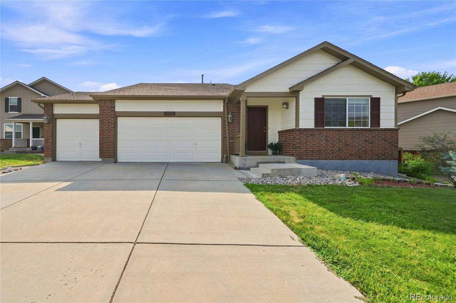 16792 E Prairie Wind Ave, Parker, CO 80134