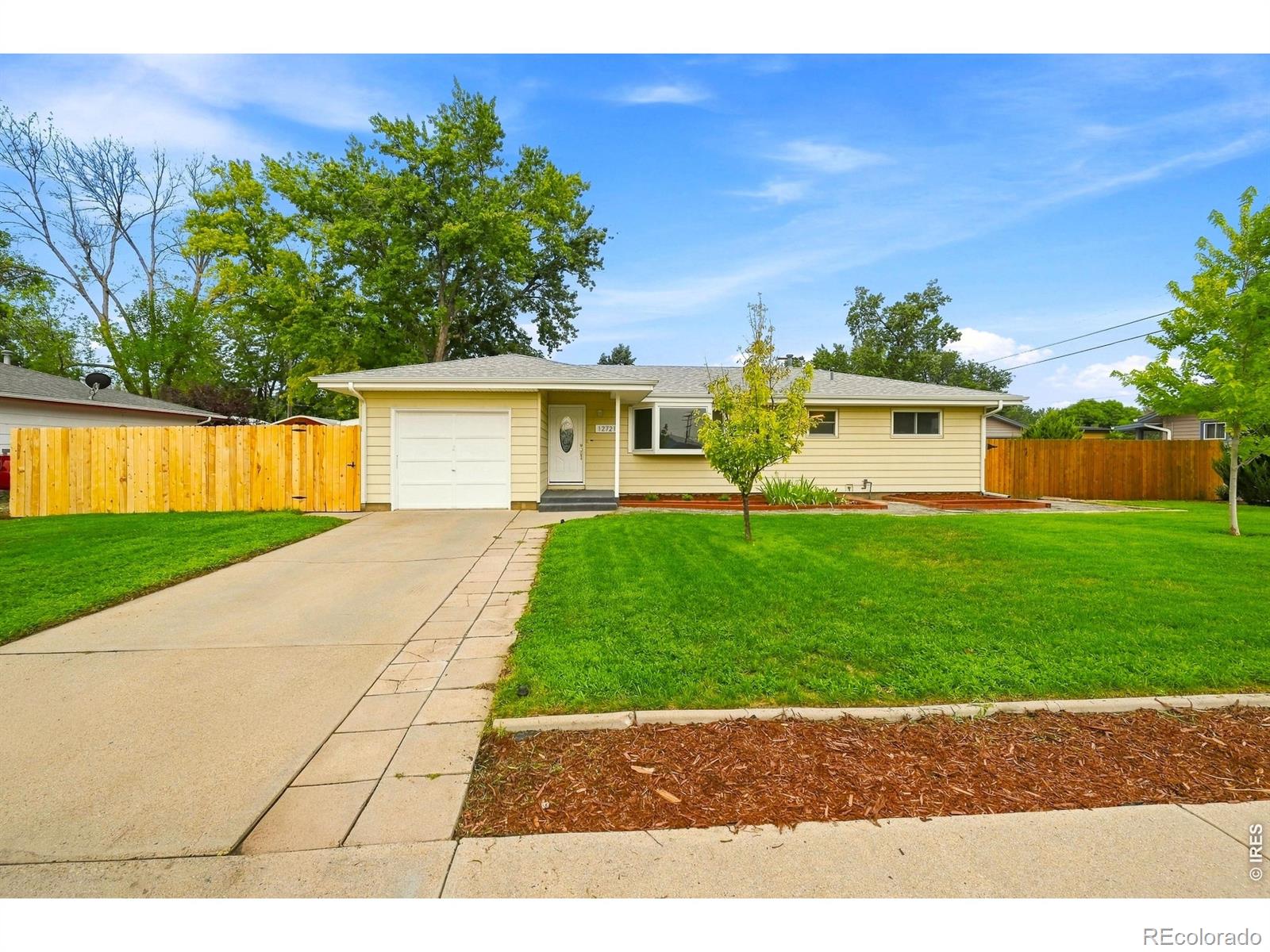 12721 Woodland Dr, Longmont, CO 80504