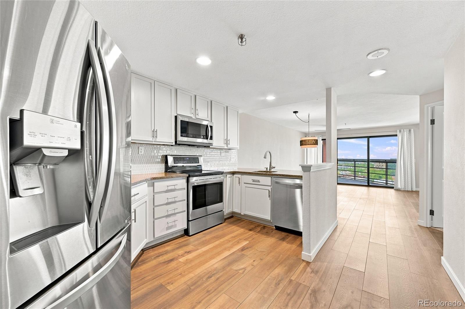 100 Park Ave #903, Denver, CO 80205