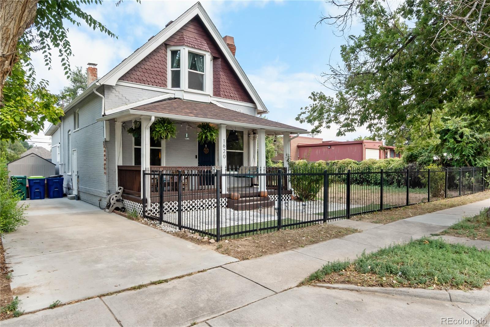 1620 Dallas St, Aurora, CO 80010