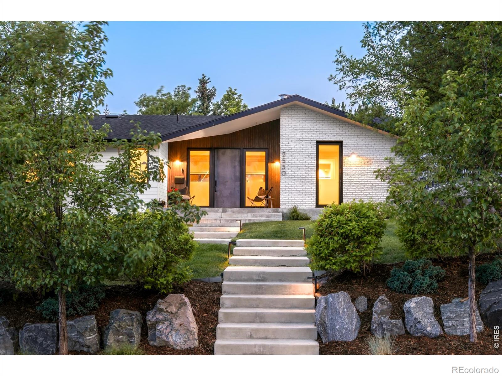 2550 Balsam Dr, Boulder, CO 80304