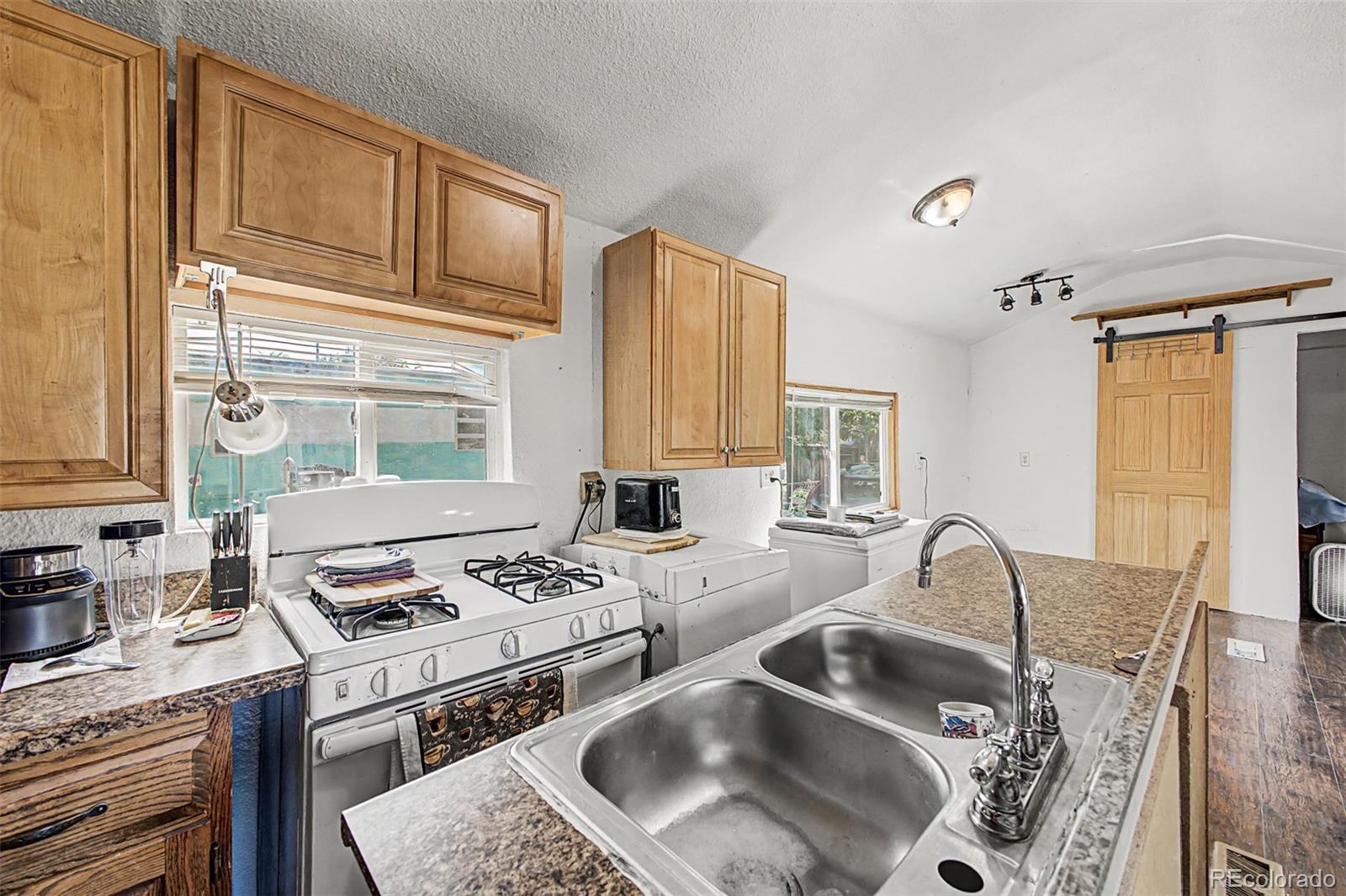 15150 S Golden Rd Lot 703, Golden, CO 80401