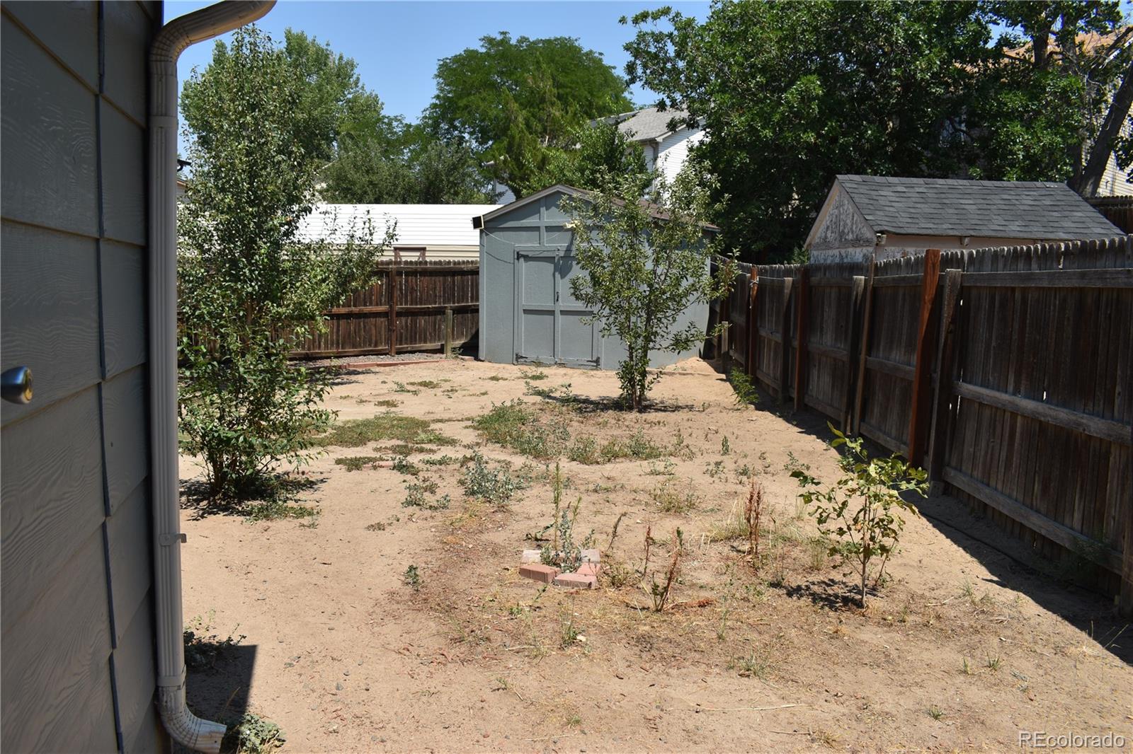 1650 Biscay Cir, Aurora, CO 80011