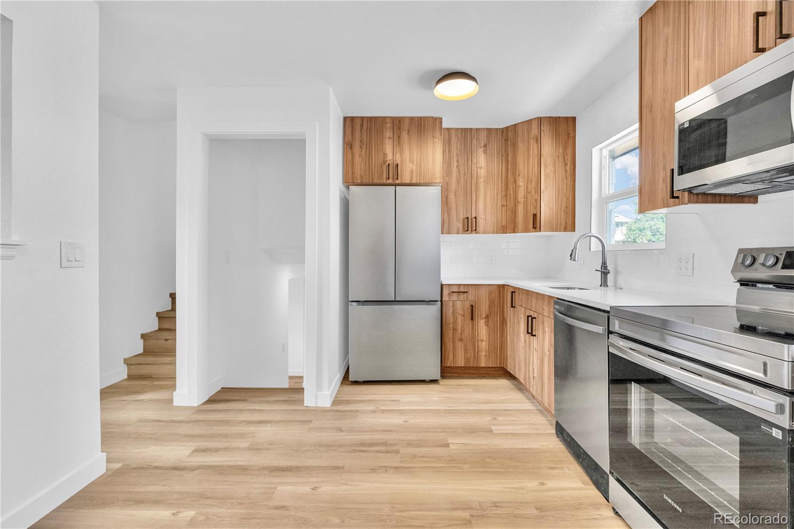 10272 W Lehigh Ave, Denver, CO 80235
