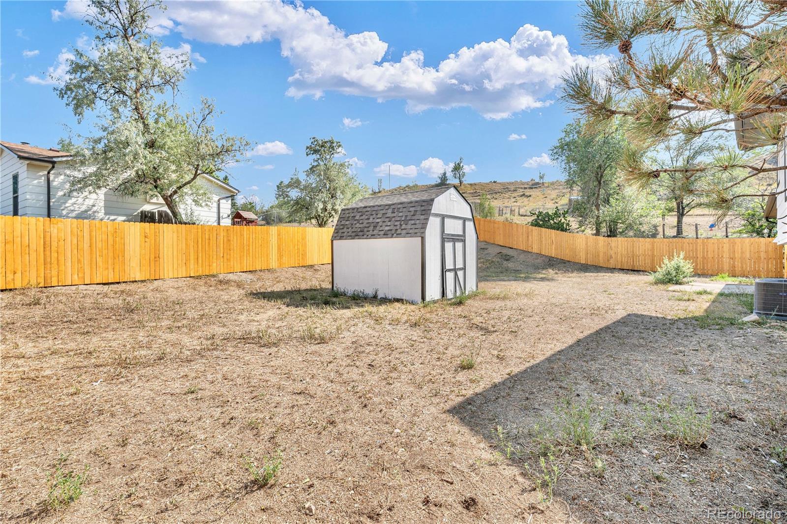 10272 W Lehigh Ave, Denver, CO 80235