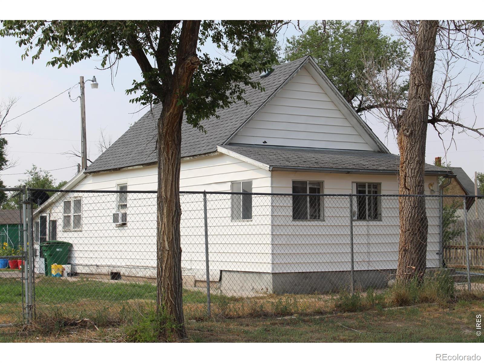 208 Cheyenne Ave, Grover, CO 80729