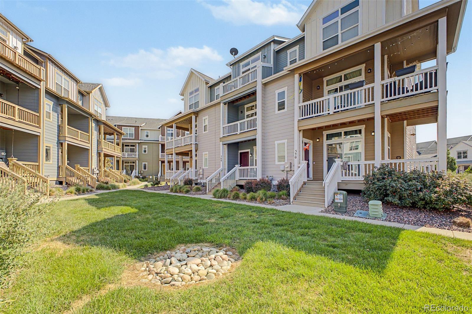 566 W Amherst Ave, Englewood, CO 80110