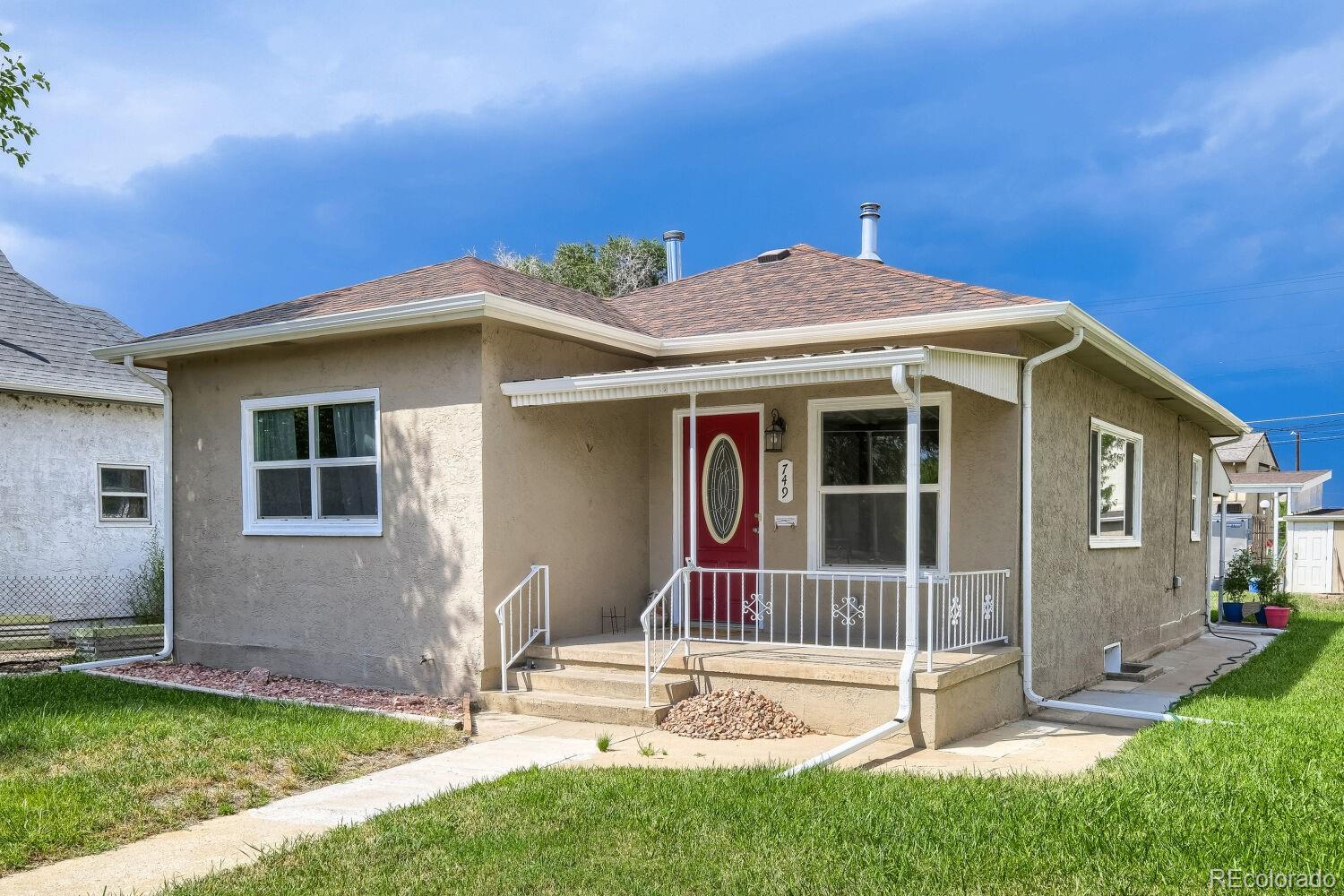 749 W Corona Ave, Pueblo, CO 81004