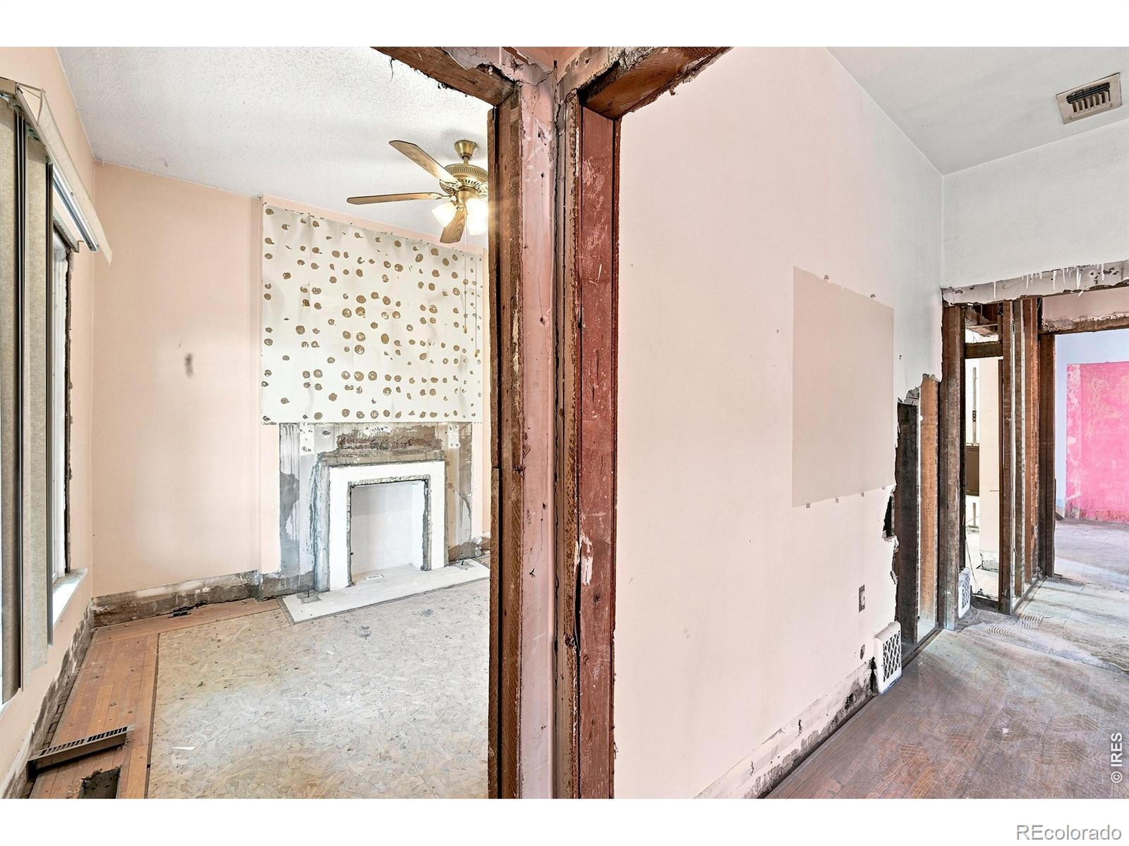 2421 W 38th Ave, Denver, CO 80211